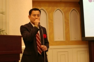 碓田拓磨氏